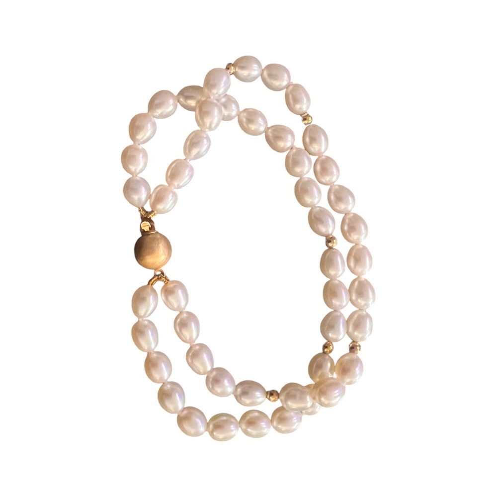 Vintage Double-Strand Pearl Bracelet with 14K Gold Box Clasp & Spacers, 7” - Picture 6 of 11